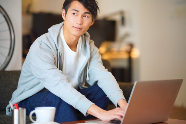 若い男性の日常
