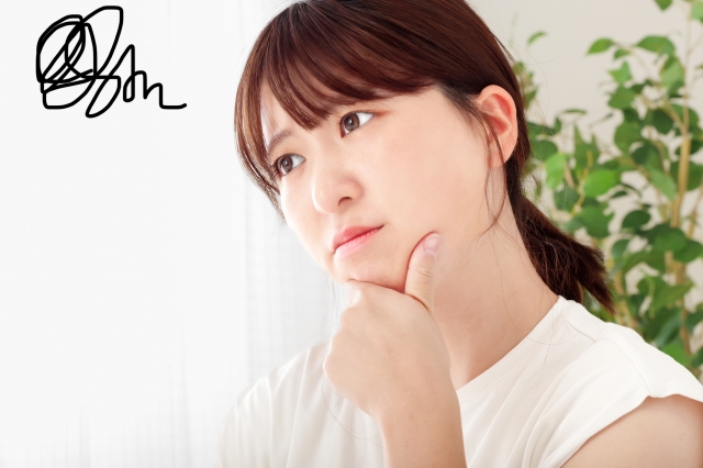 迷う女性